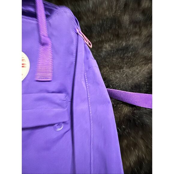 Fjallraven Kanken Classic Backpack Purple 23510 - Picture 3 of 5